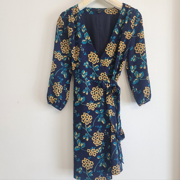 JCrew Women's Golden Floral Wrap Dress in 365 Crepe Size 4 Navy - Picture 5 of 11